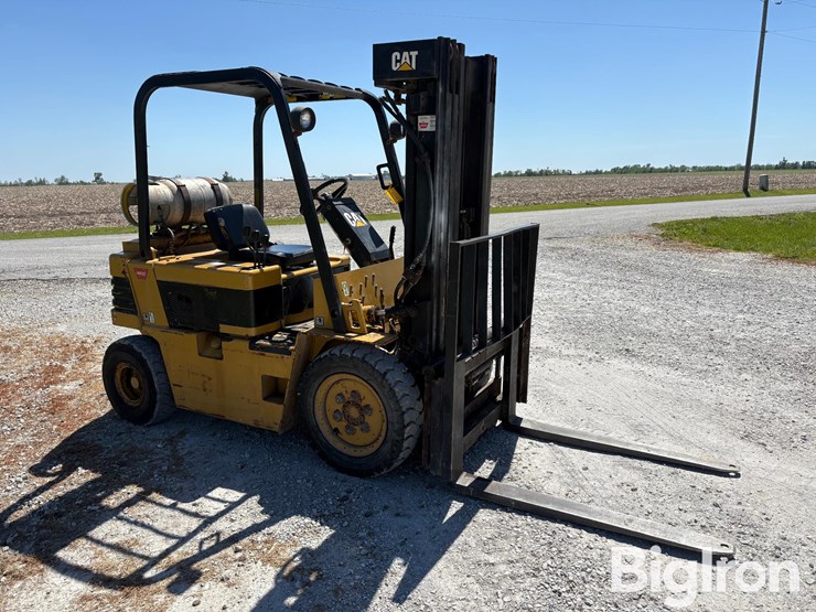 caterpillar-v40e-image-3