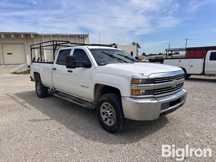 2016-chevrolet-2500hd-image-3