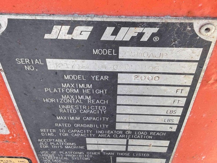 2000-jlg-e300ajp-image-21