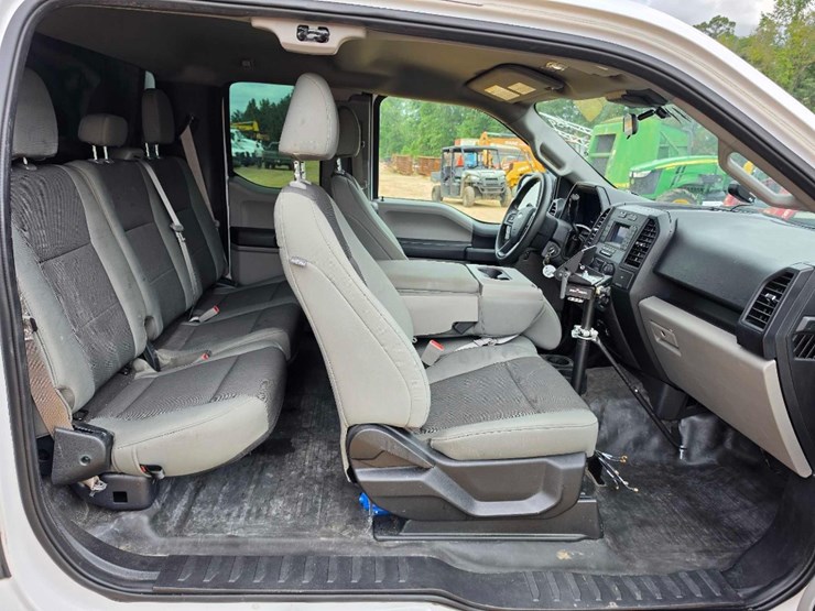2019-ford-f150-image-8