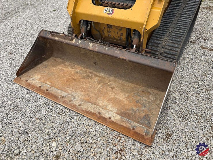 2022-caterpillar-259d3-image-7