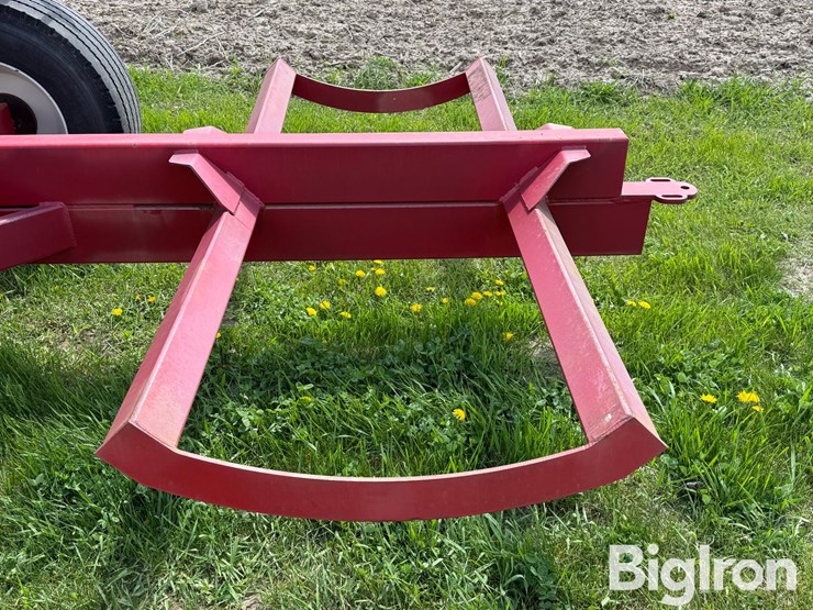 2019-industrias-america-825-round-hay-bale-wagon-image-12