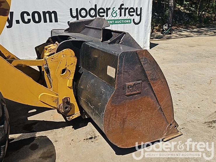 2012-caterpillar-930k-image-13