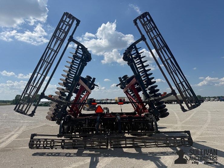2008-case-ih-330-image-6