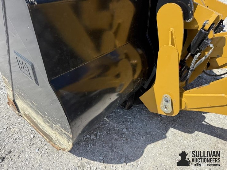 2021-caterpillar-920-image-10