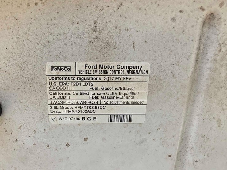 2017-ford-f150-image-15