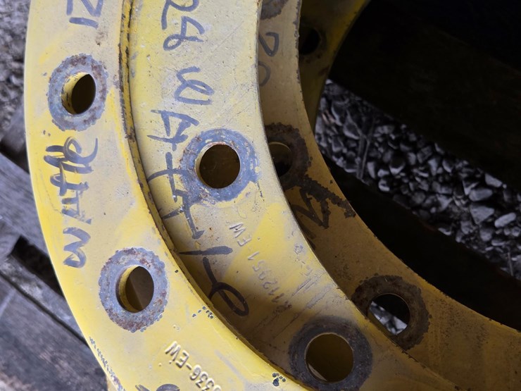 john-deere-28-image-11