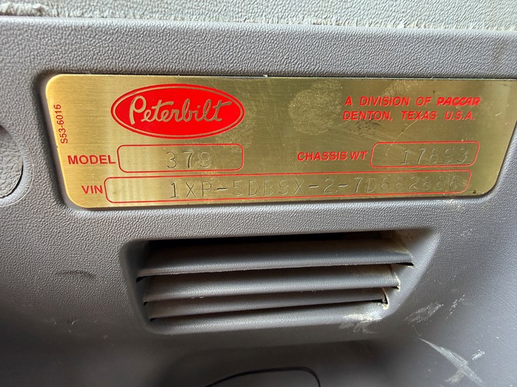 2007-peterbilt-379-image-20