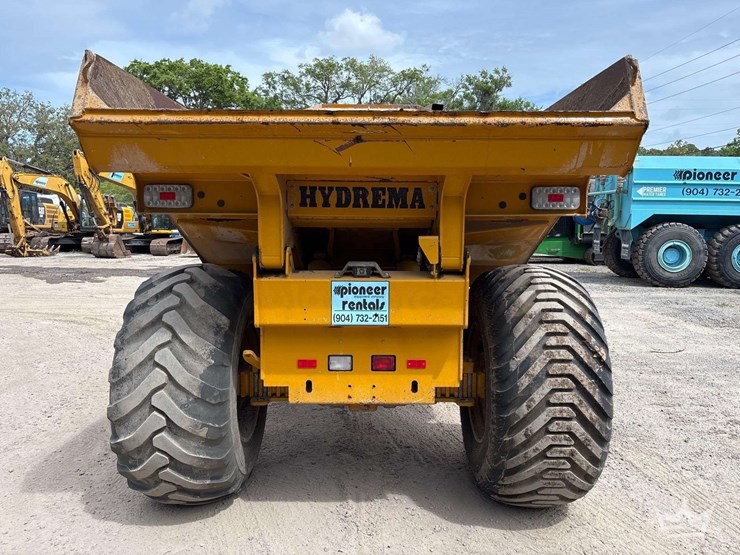 2018-hydrema-912f-image-52