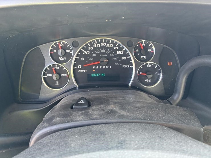 2014-chevrolet-express-3500-image-16