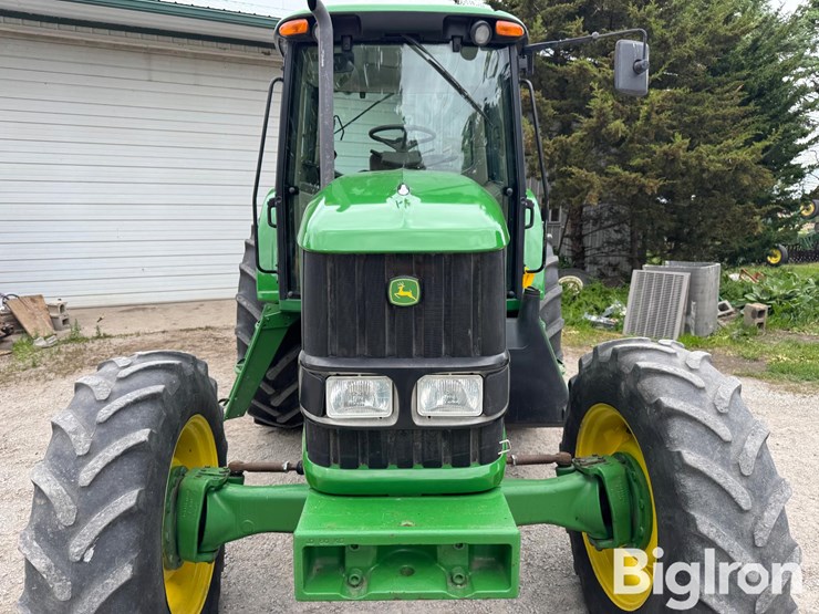 john-deere-7230-image-10