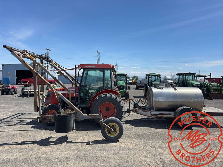 kubota-m8200-image-2
