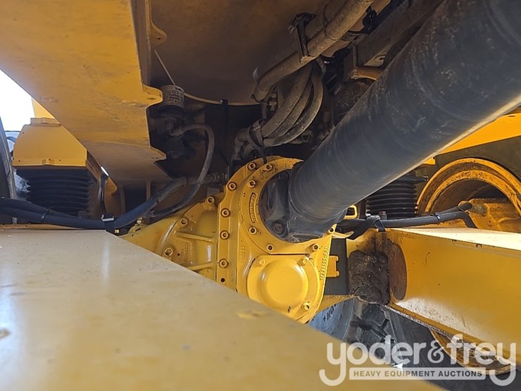 2023-volvo-a25g-image-26