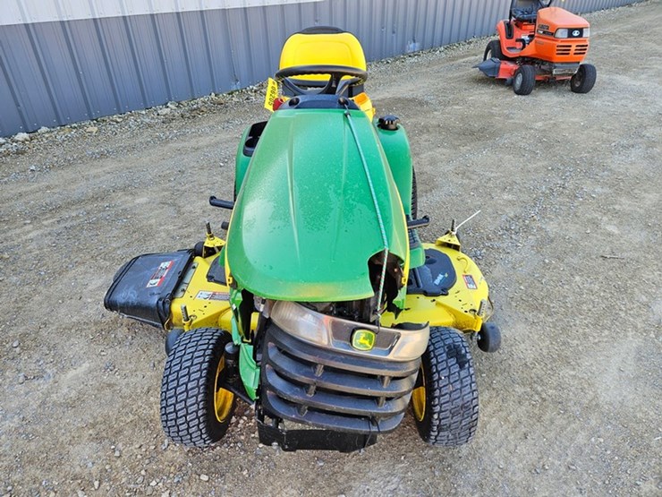 john-deere-x340-image-8