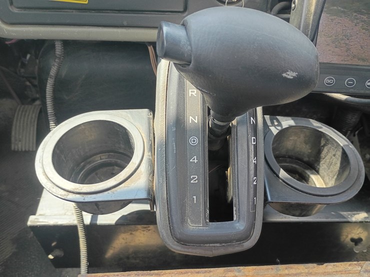 2015-international-durastar-4300-image-53