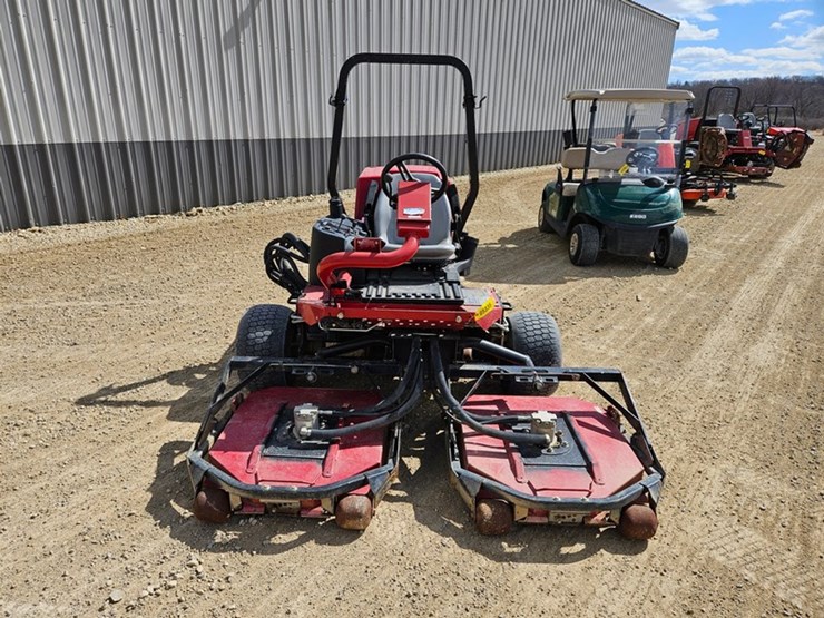 2011-toro-groundsmaster-3500d-image-8
