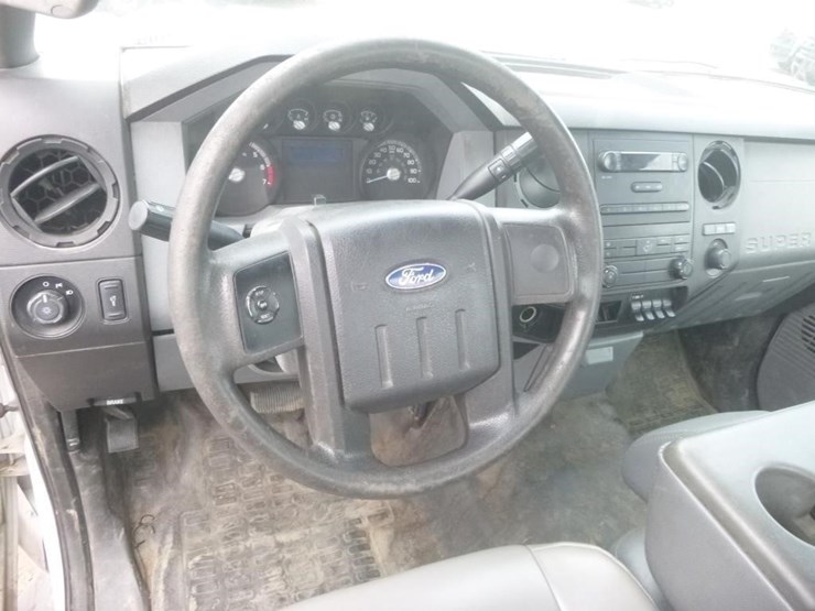 2013-ford-f250-image-13