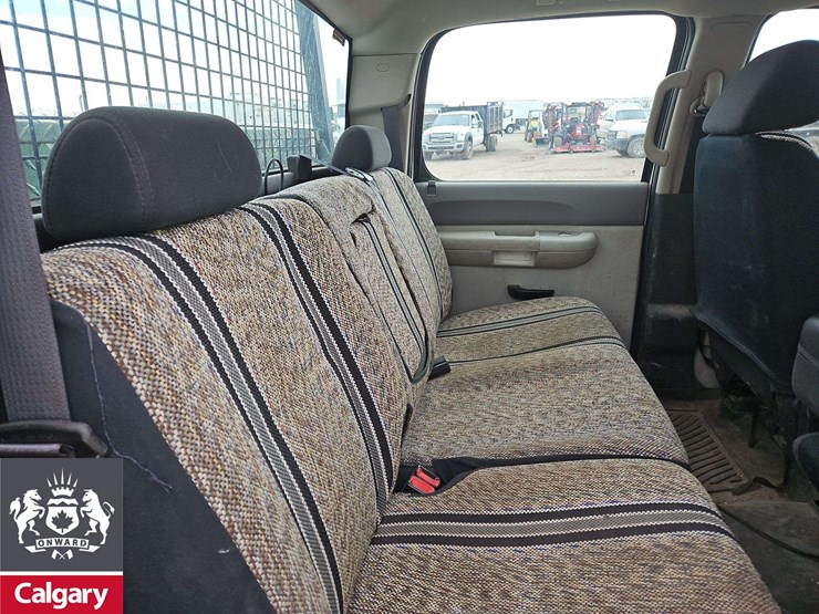 2013-gmc-sierra-2500hd-image-16