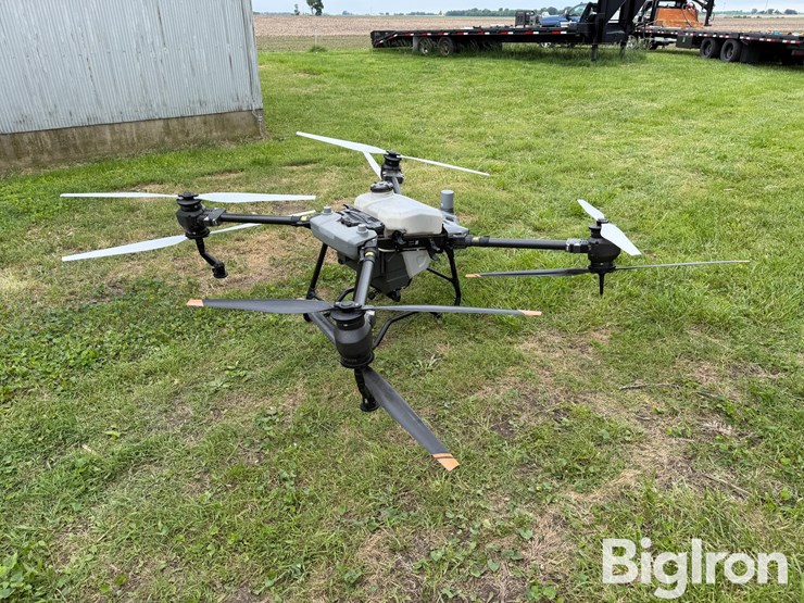 2024-dji-agras-t40-drone-image-5