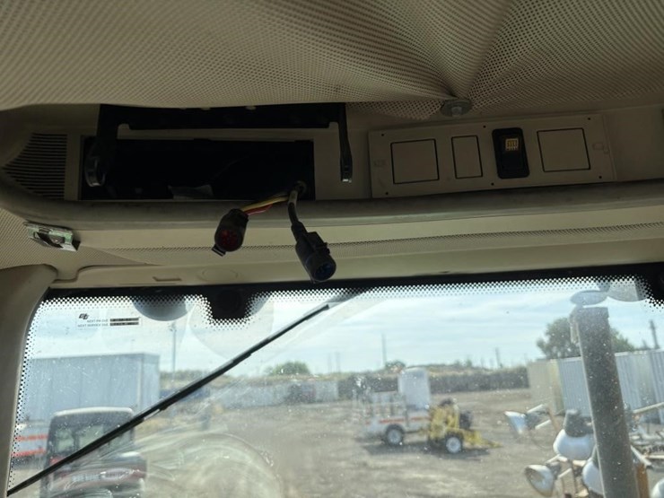 john-deere-6420-image-46