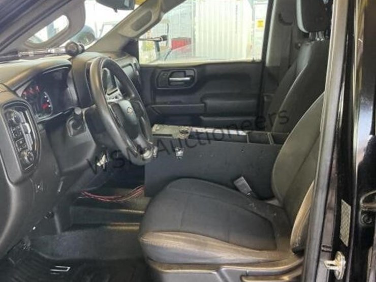 2019-chevrolet-silverado-1500-image-22