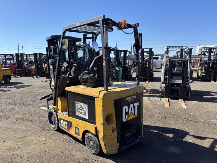 caterpillar-ec30n2-image-4