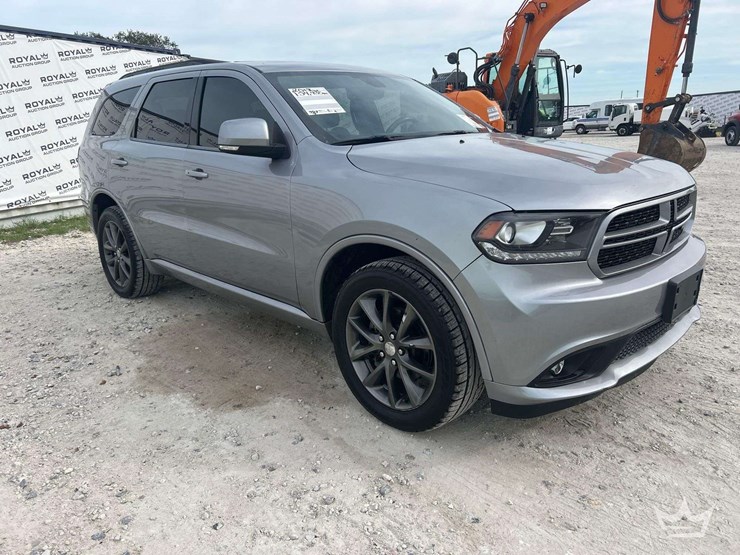 2018-dodge-durango-image-2