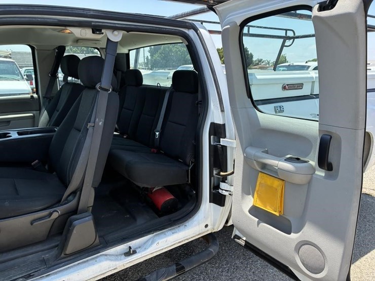 2012-gmc-2500hd-image-13