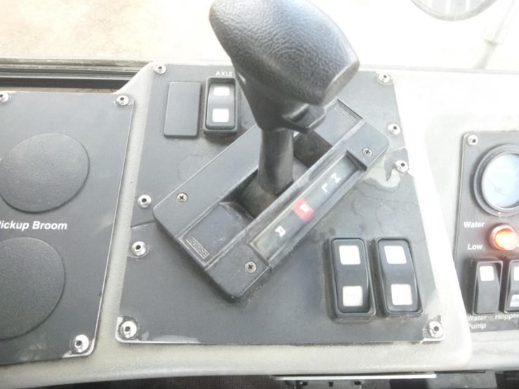 2013-global-m4-sweeper-image-11
