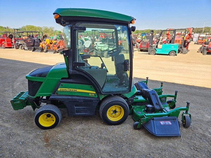 john-deere-1575-image-6