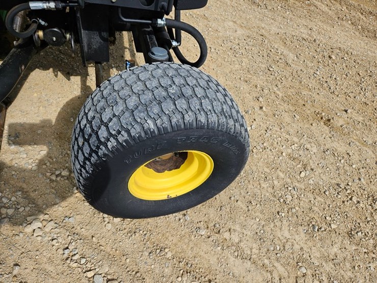 john-deere-3225b-image-16