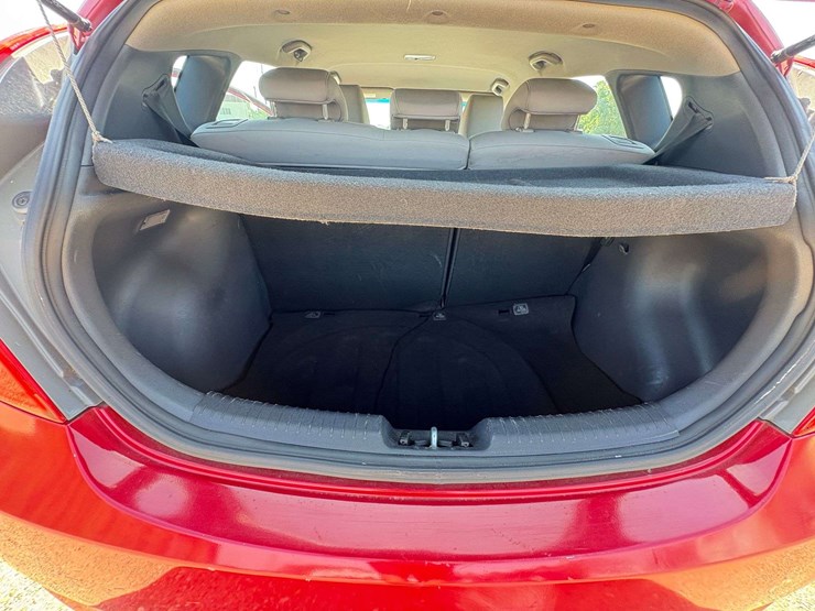 2017-hyundai-accent-4-door-hatchback-(116,839-miles)-image-18
