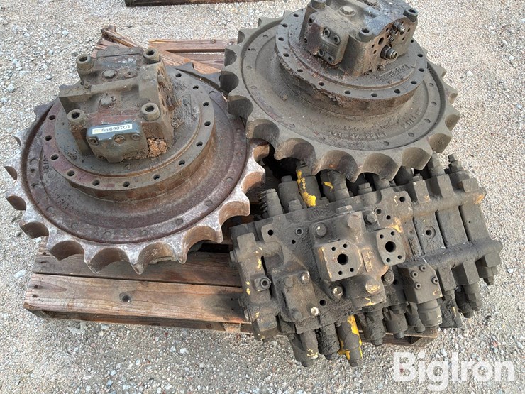 komatsu-final-drive/hydraulic-block-image-11