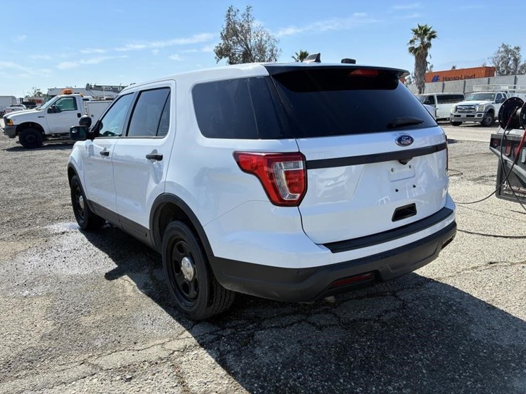 2018-ford-explorer-police-interceptor-image-4