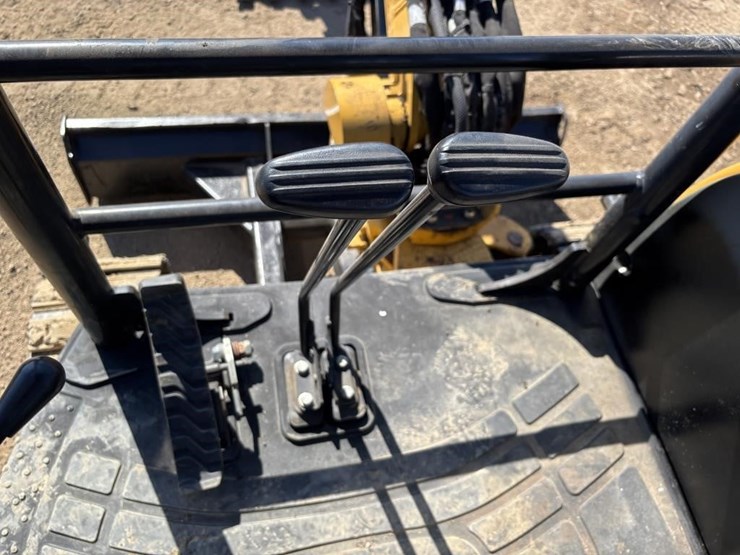 2018-caterpillar-303.5e2-cr-image-27