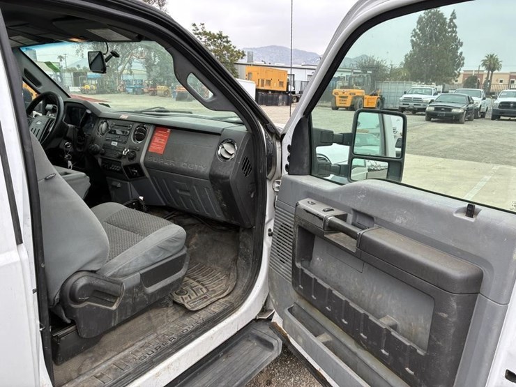 2016-ford-f450-image-17
