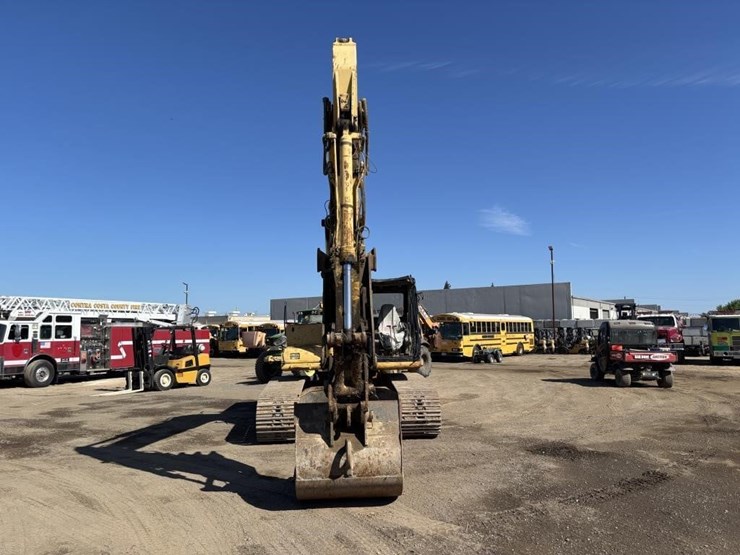 komatsu-pc200-l-image-6