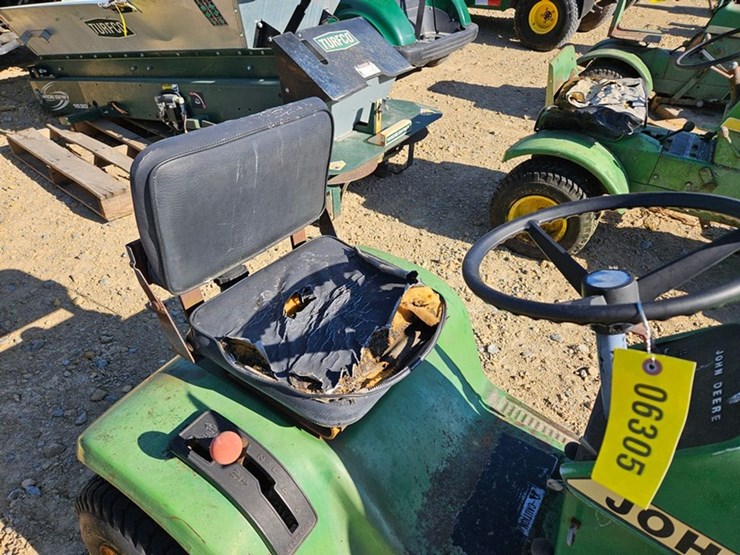 john-deere-111-image-10