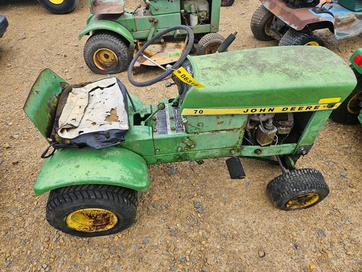 john-deere-70-image-6