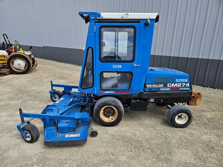 new-holland-cm274-image-2
