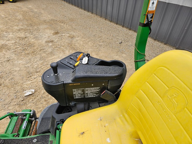 john-deere-2500e-image-21