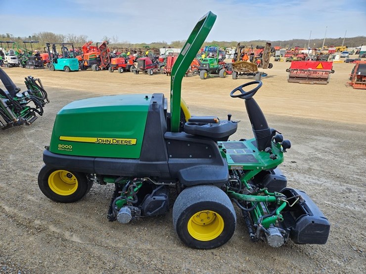 john-deere-8000-image-6