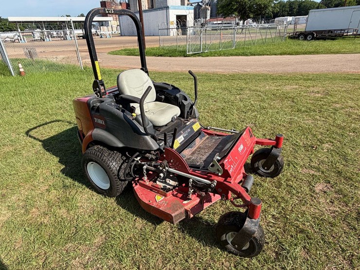toro-groundsmaster-7200-image-2