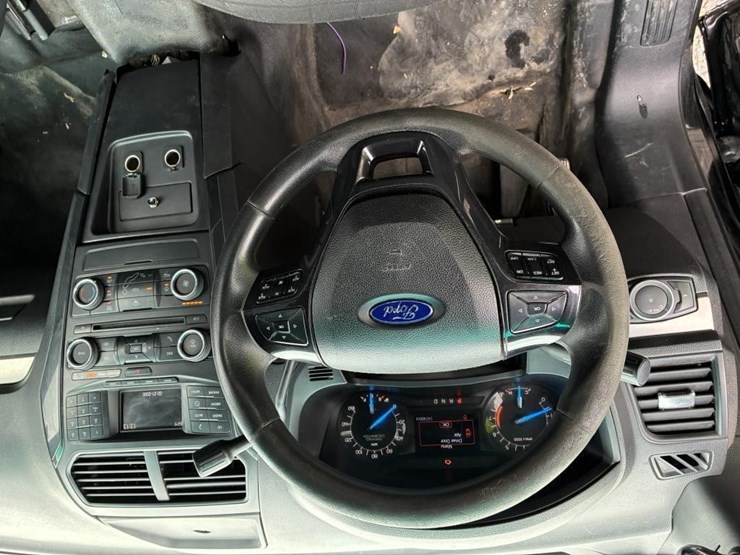 2017-ford-explorer-police-interceptor-image-19