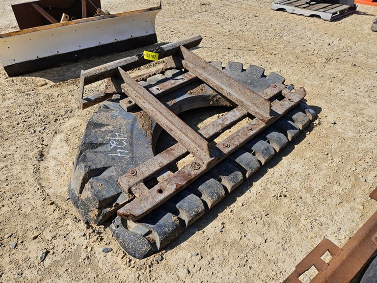 #5107-•-rubber-tire-manure-scraper-image-7