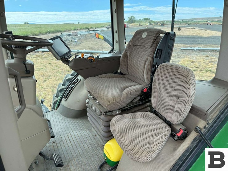 2018-john-deere-8270r-image-52