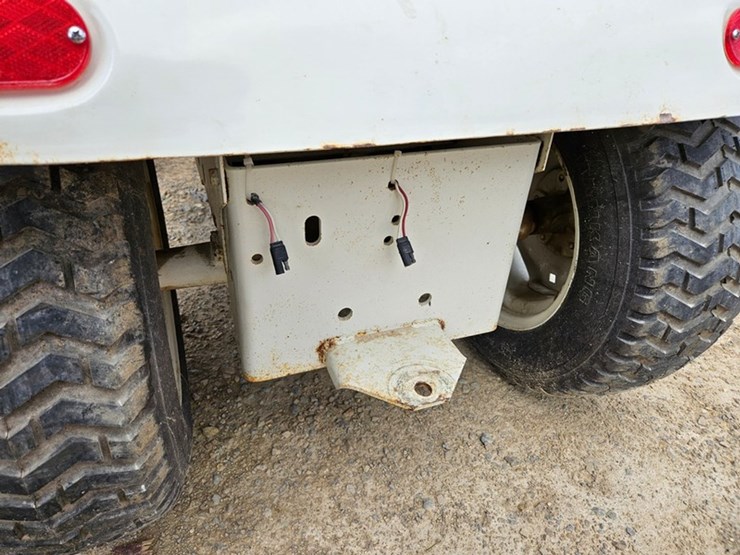 john-deere-110-image-14