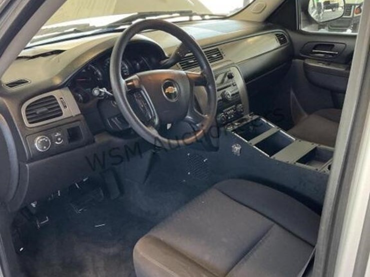 2014-chevrolet-tahoe-image-22
