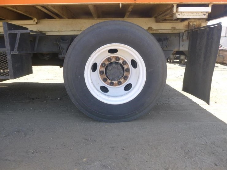 2006-international-durastar-4300-image-39