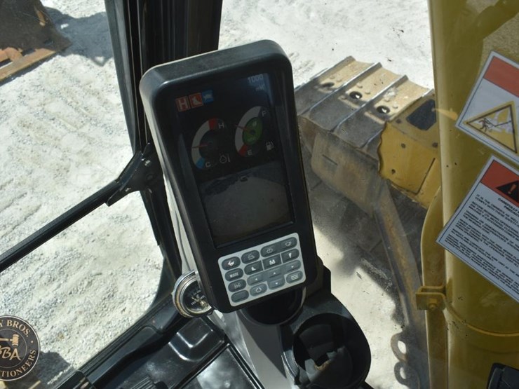 2014-kobelco-sk260sr-lc-3-image-64